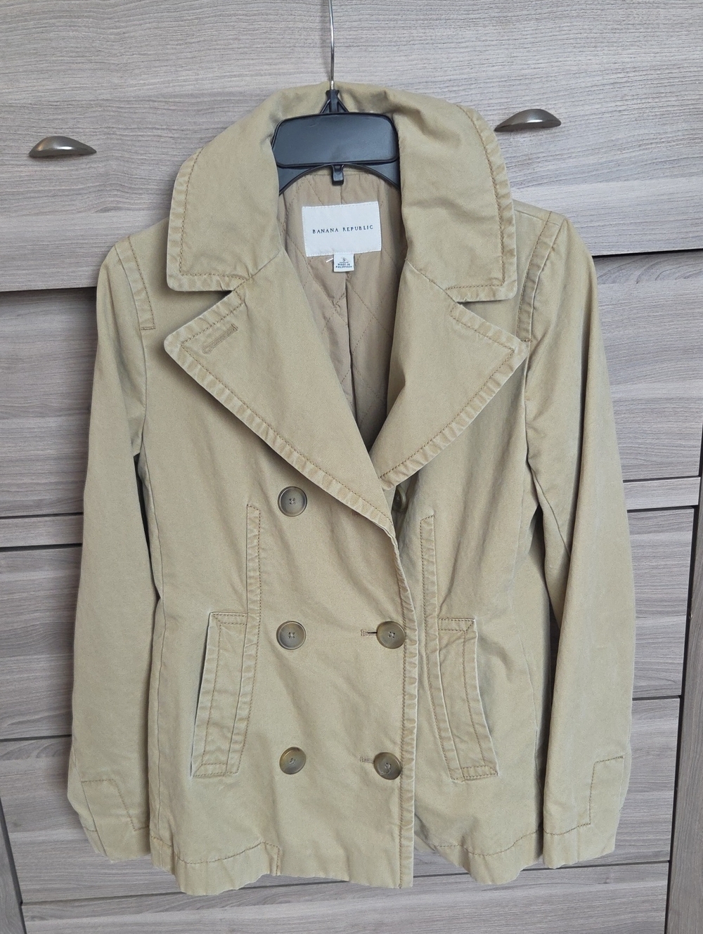 Banana Republic Women's Beige Double-Breasted Trench Coat